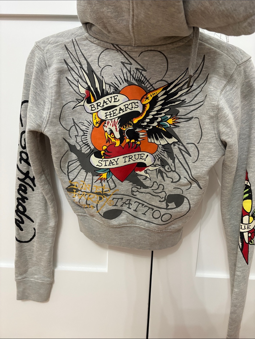 Ed Hardy Grey Zip Hoodie & Pants Set with Yellow Rose & Red Heart Graphics - Picture 3 of 5